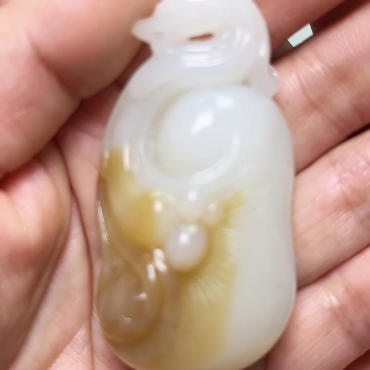 和田玉未镶嵌挂件