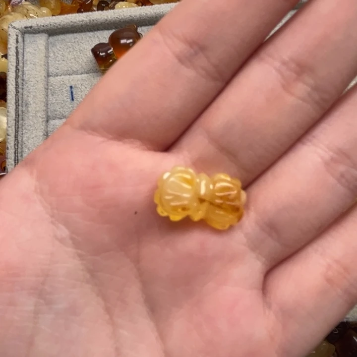 裸石琥珀未镶嵌用****1天然蜜蜡配件