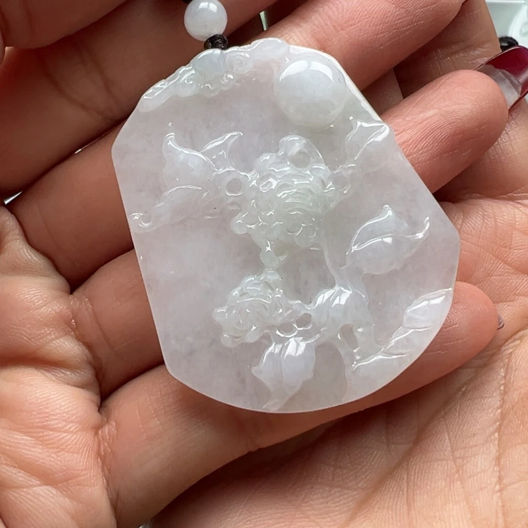 翡翠颈饰未镶嵌花开富贵