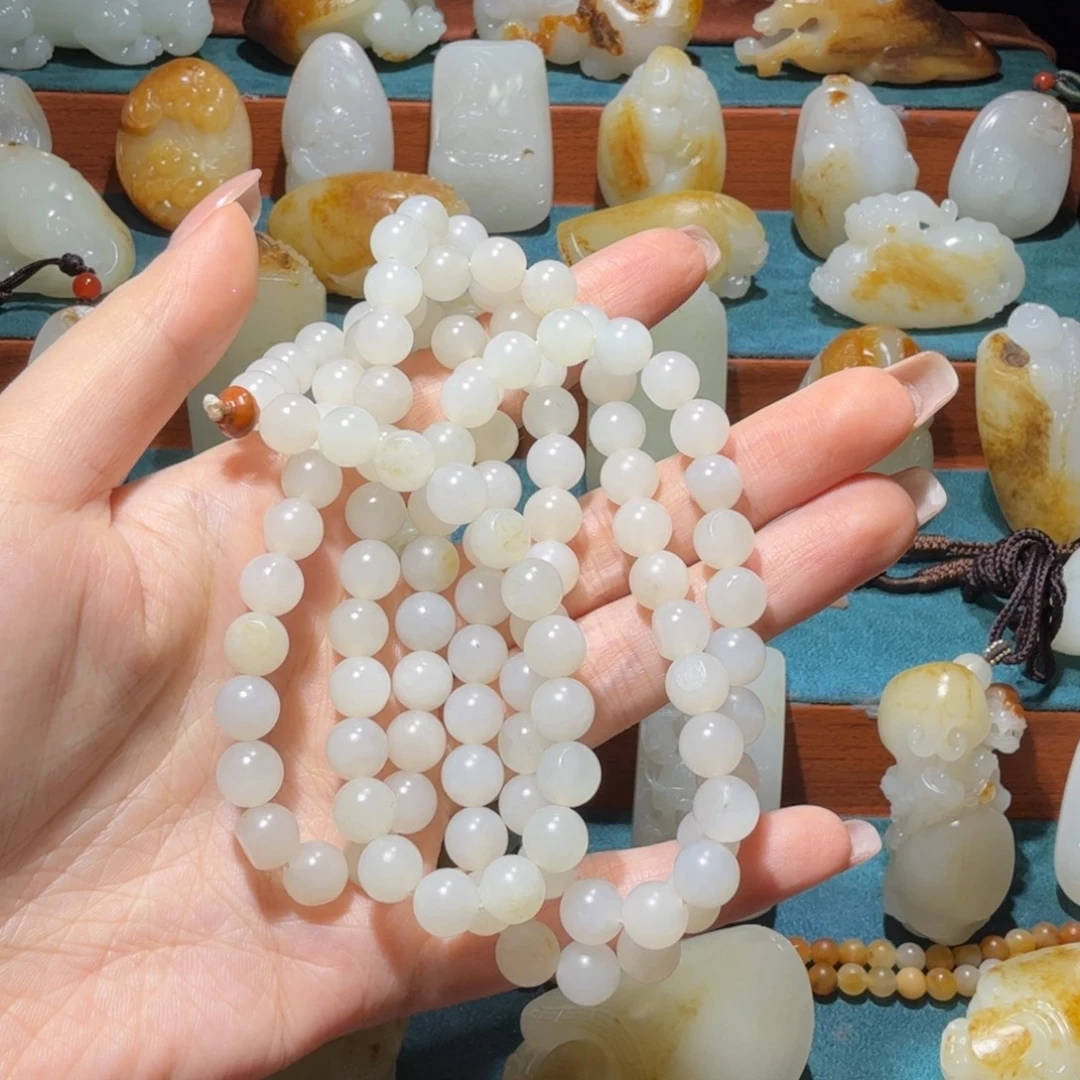 阳***羊颈饰未镶嵌和田玉