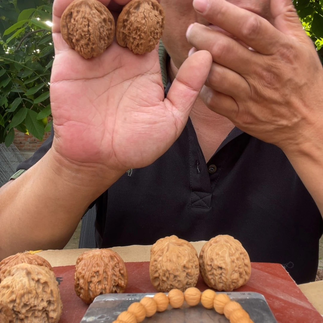 文玩核桃吊坠南疆40