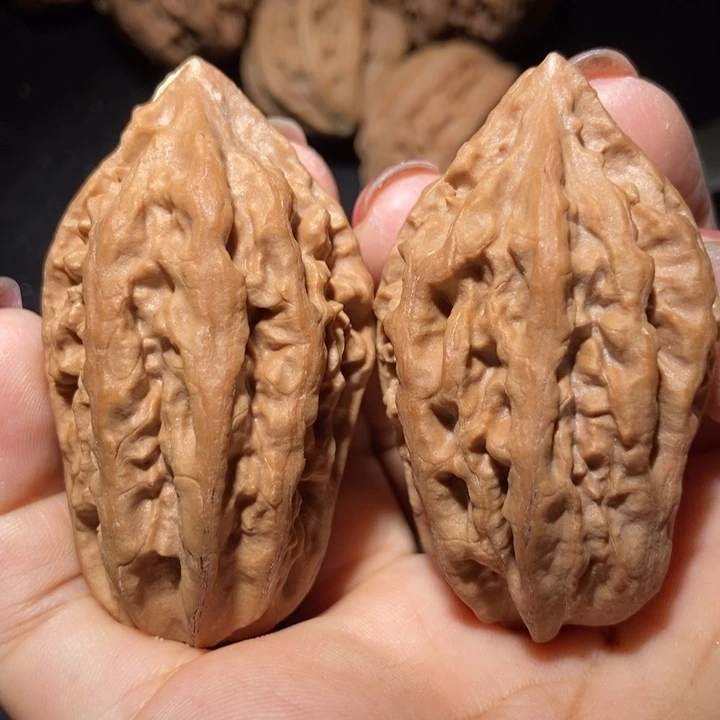 文玩核桃把件东北楸子小雪152