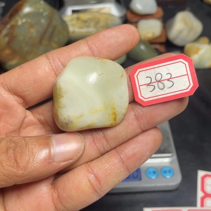 颈饰未镶嵌和田玉383