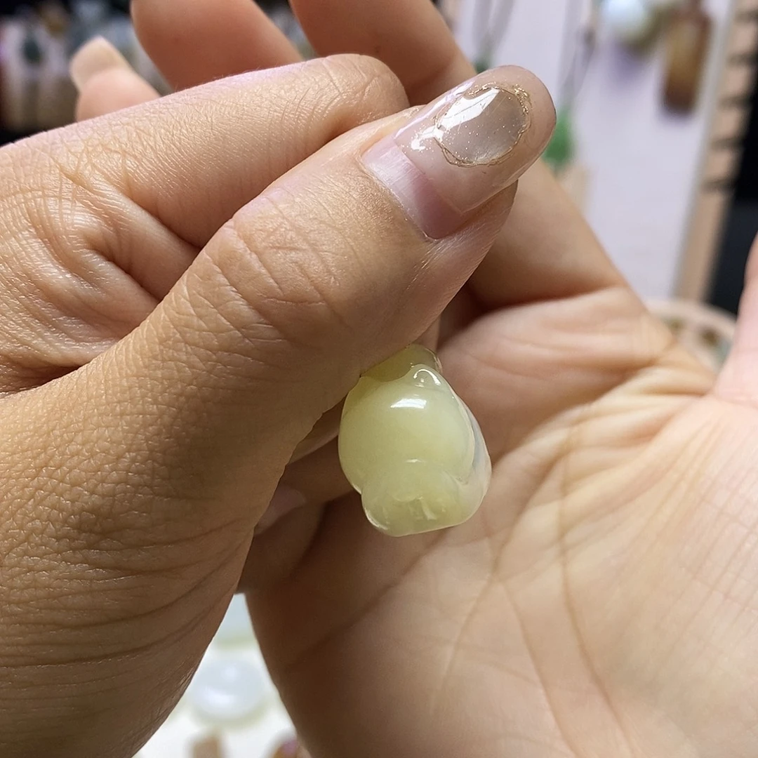 颈饰未镶嵌和田玉扶***舒