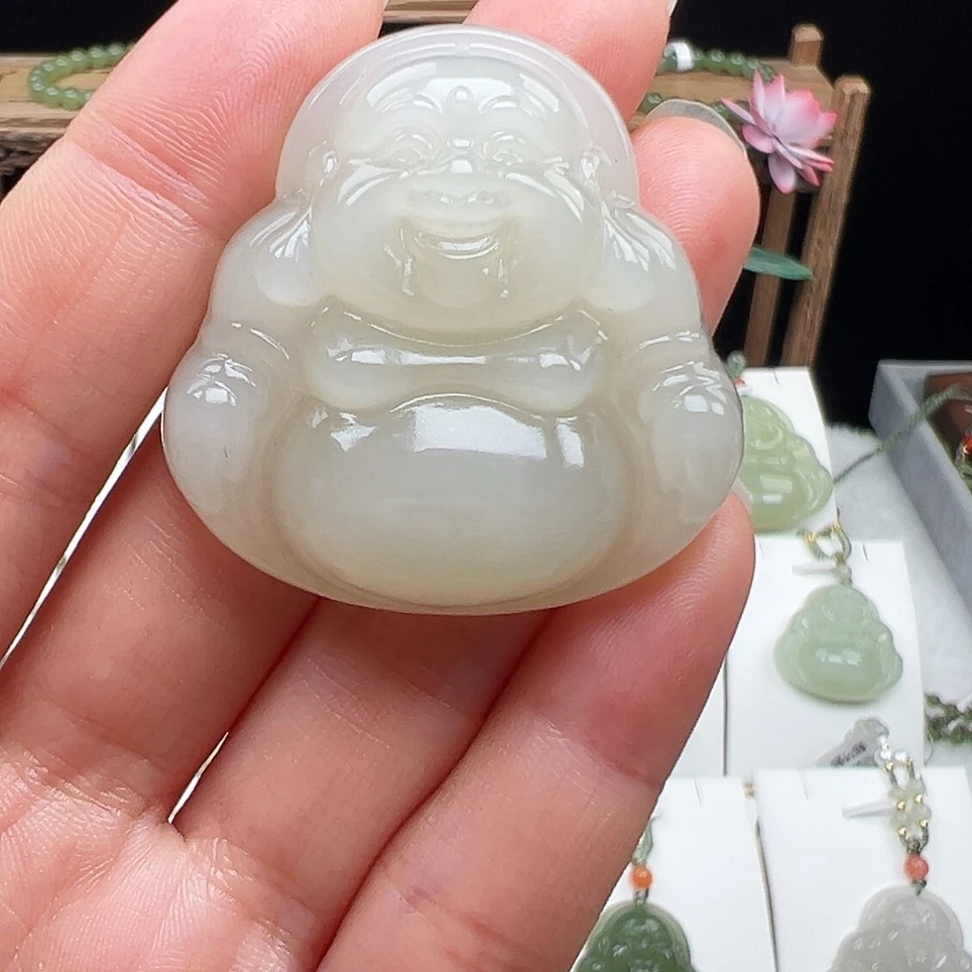 和田玉颈饰未镶嵌薇****级