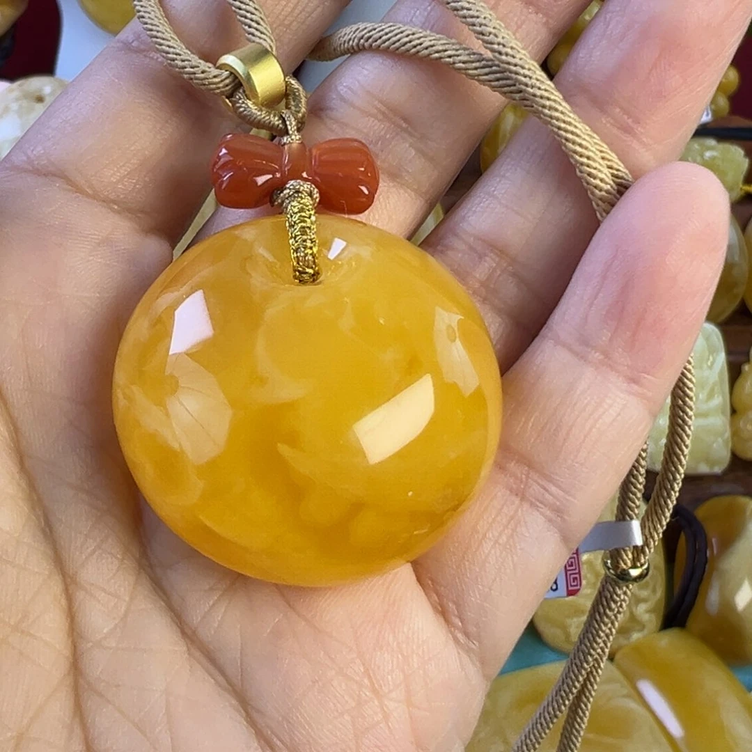 蜜蜡吊坠(赠链)未镶嵌