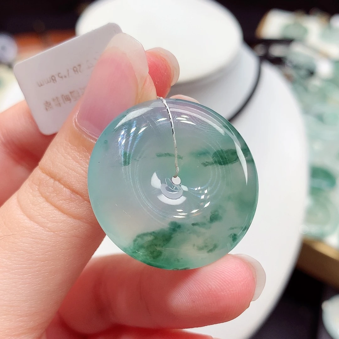 颈饰未镶嵌翡翠翡翠113，28.7/5.8