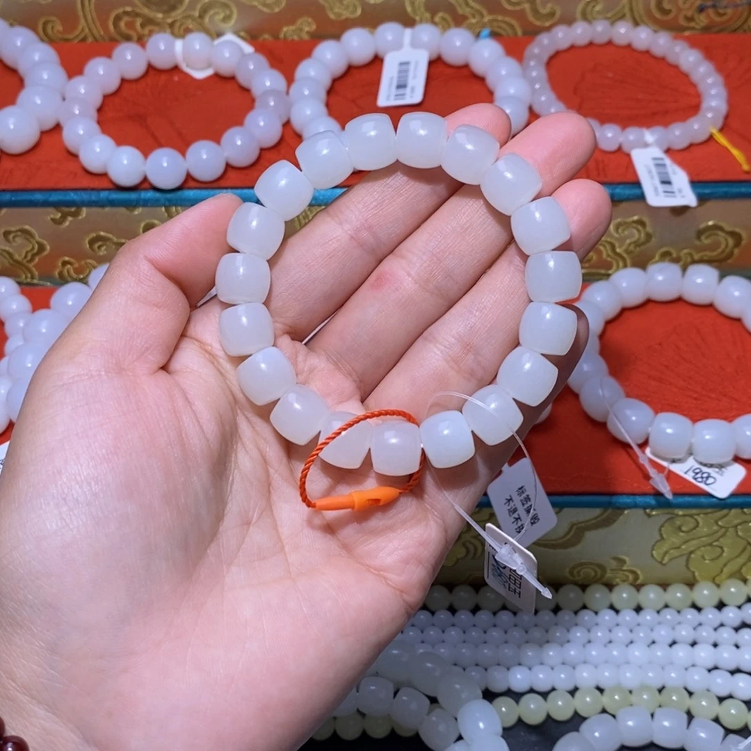 清***在和田玉未镶嵌手链11直切