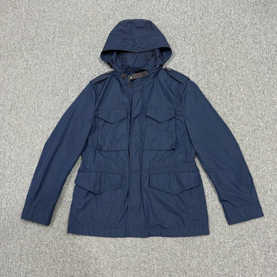 95新 BURBERRY/博柏利 15840620 藏蓝色内里格纹外套 S码95新