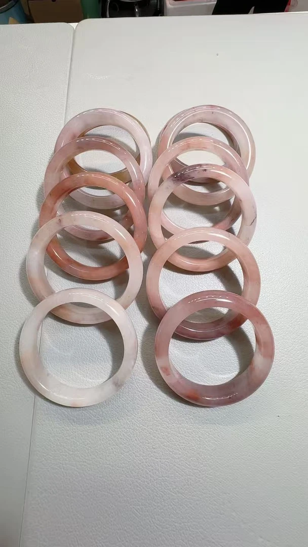 金丝玉桃花酿手镯-多样性发货-微瑕