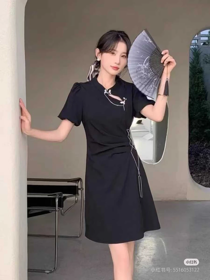 包袖褶皱,纽扣,蝴蝶结短袖旗袍小黑裙气质时尚复古