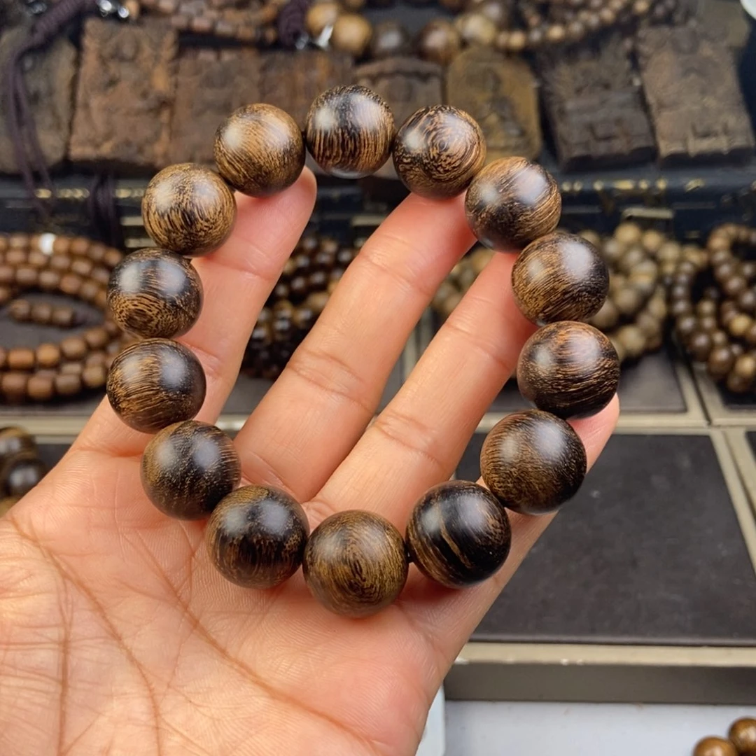 沉香手串风*越南芽庄白留疤