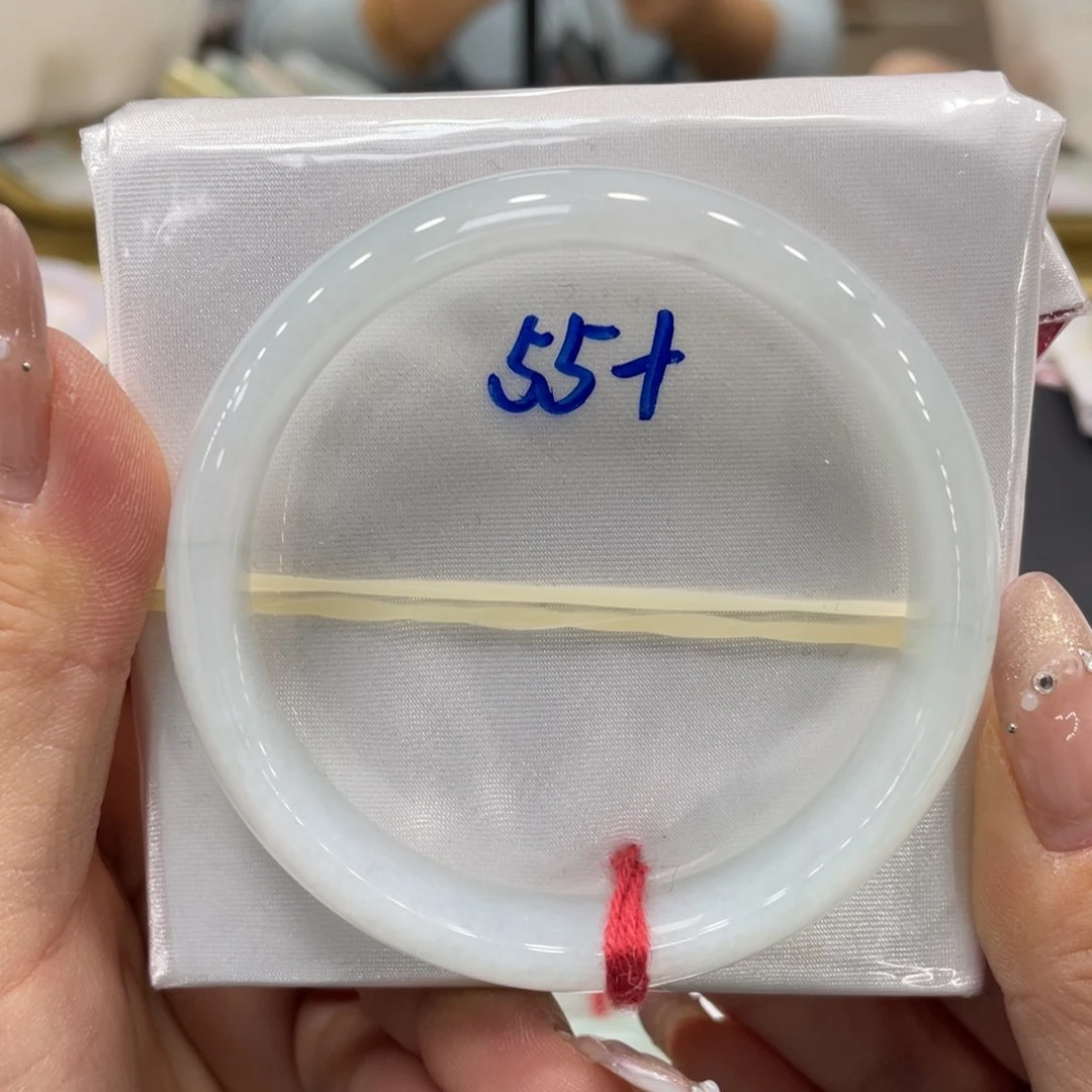 未镶嵌手镯翡翠翡翠