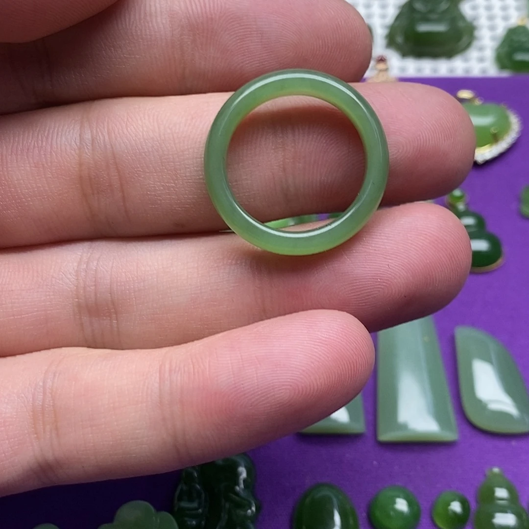 未镶嵌戒圈和田玉（碧玉）
