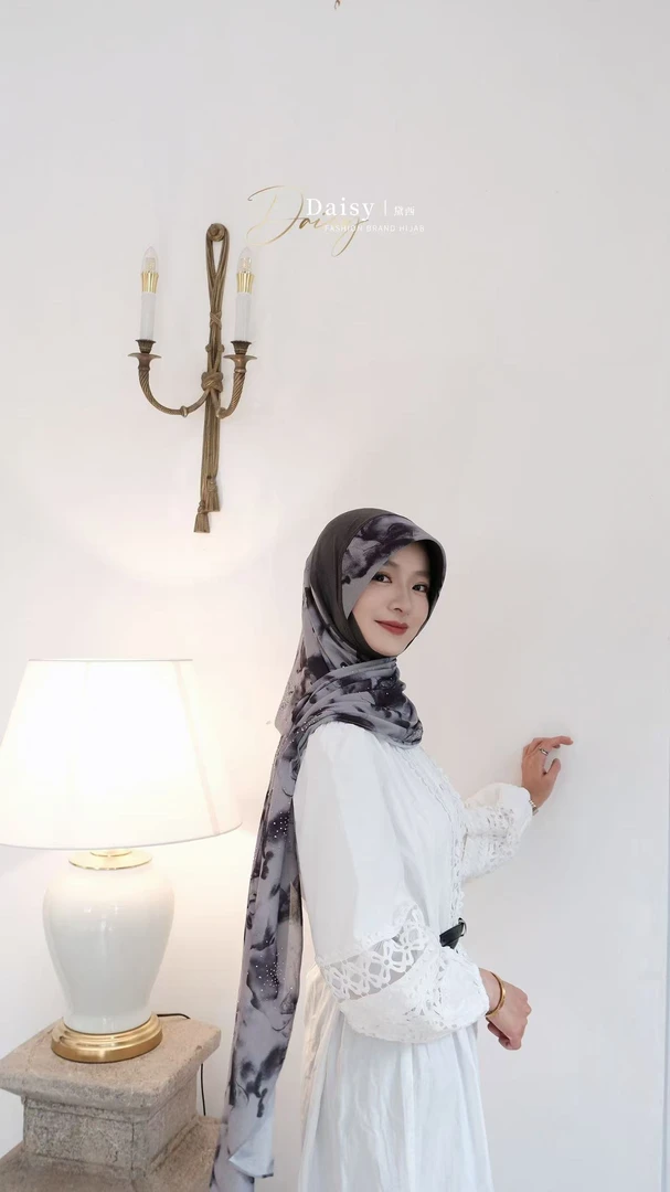 黛西五月新款头巾扎染高密度网纱印花女士百搭黑色时尚白色