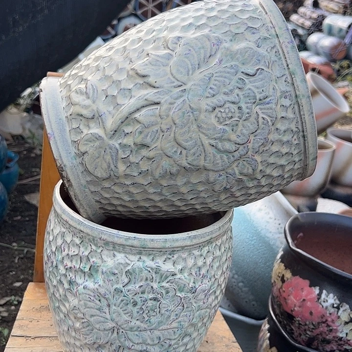 花盆紫砂口19高23。。。。。。。。。。。。。