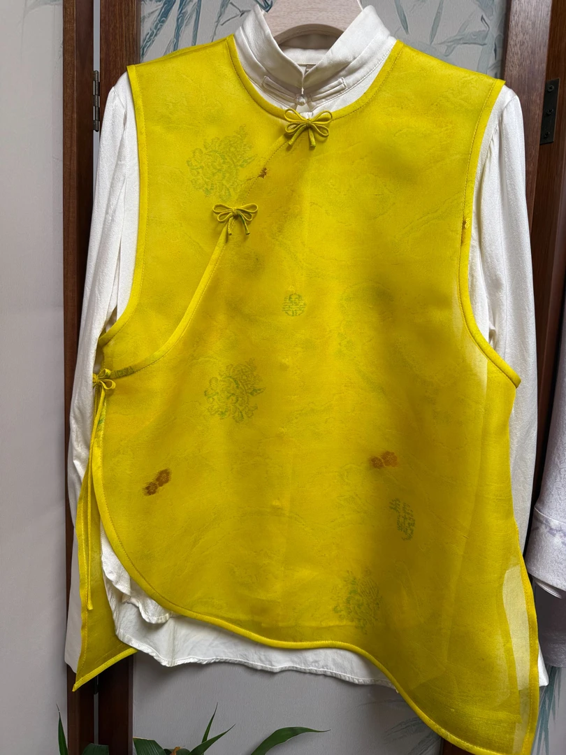 卷忆青梅新中式国风真丝马甲