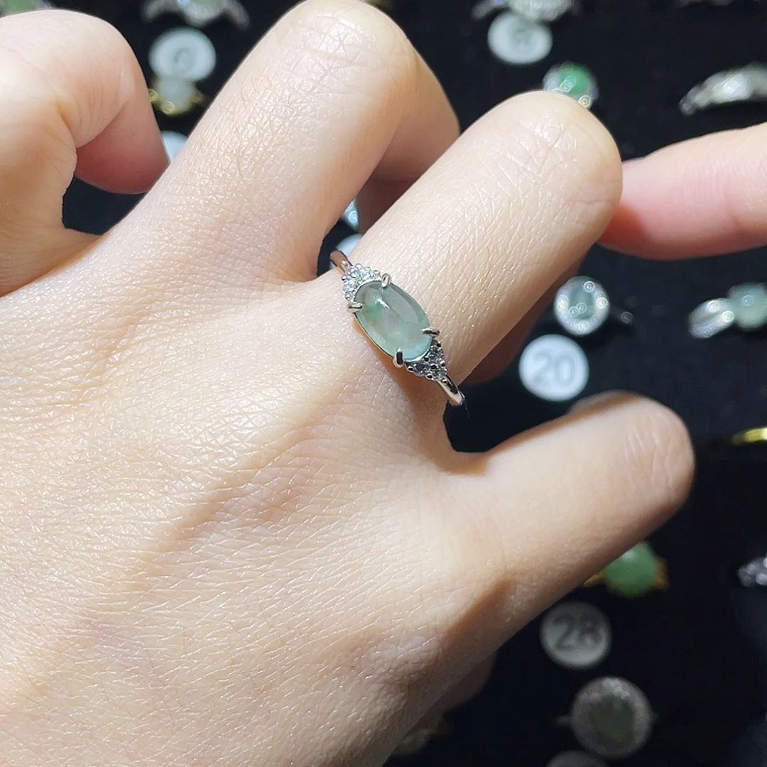 翡翠未镶嵌戒指戒指