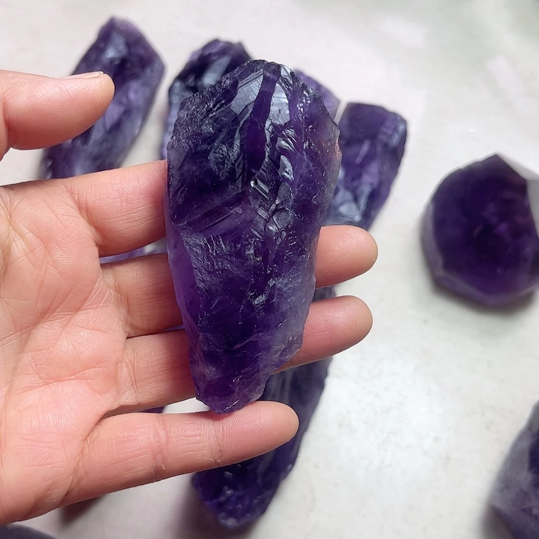 紫晶天然水晶原石簇未镶嵌和**尘
