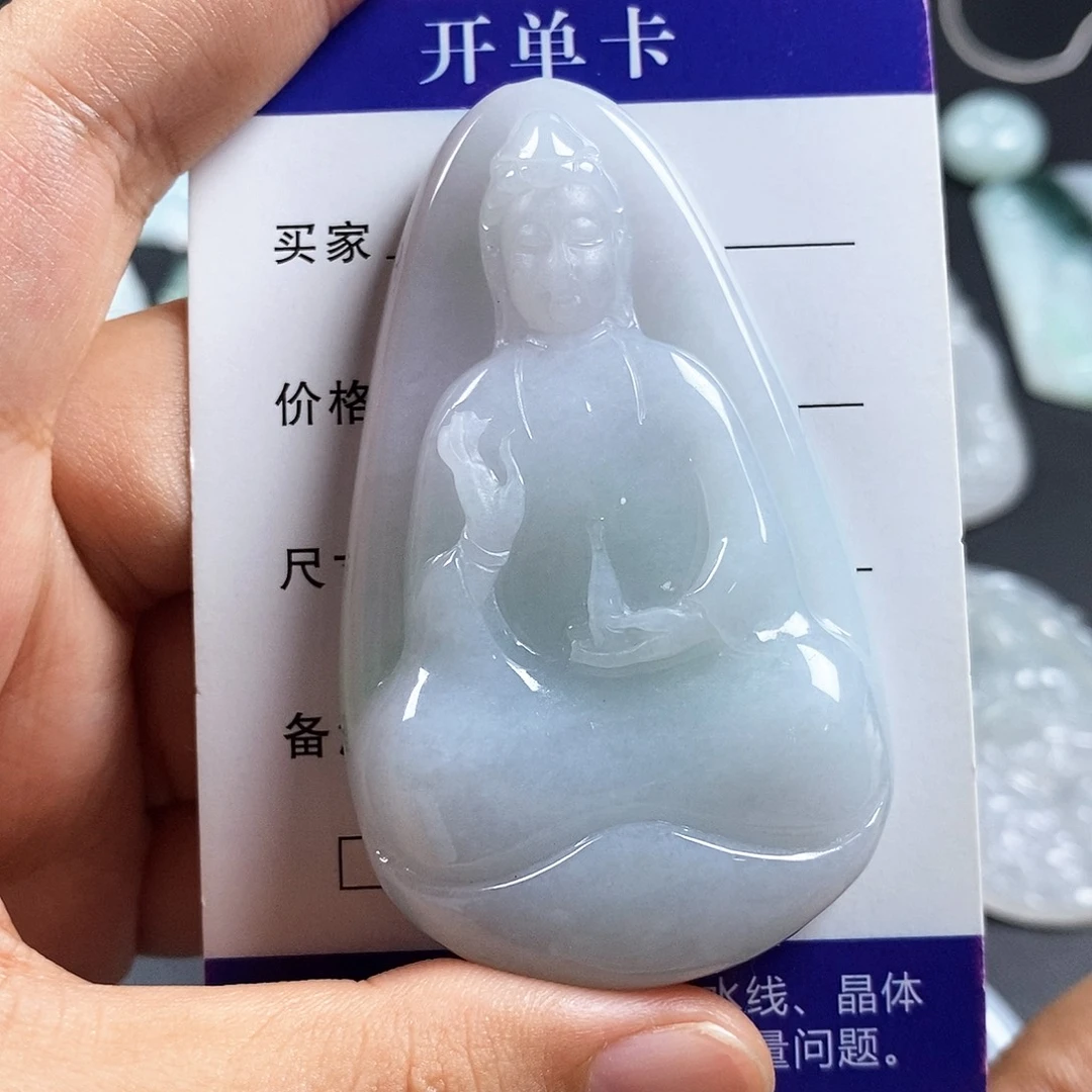 焱***斌翡翠未镶嵌颈饰翡翠