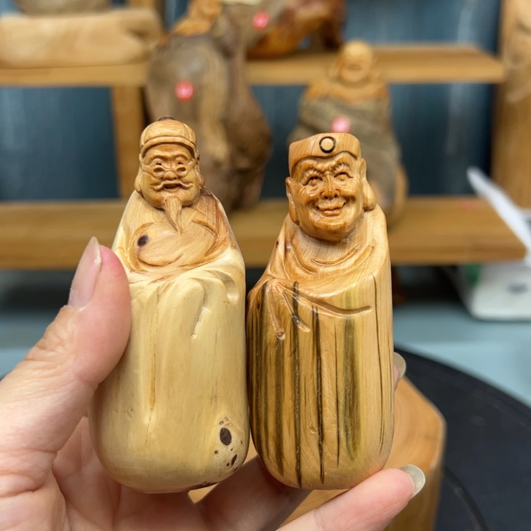 木崖柏木摆件手把件