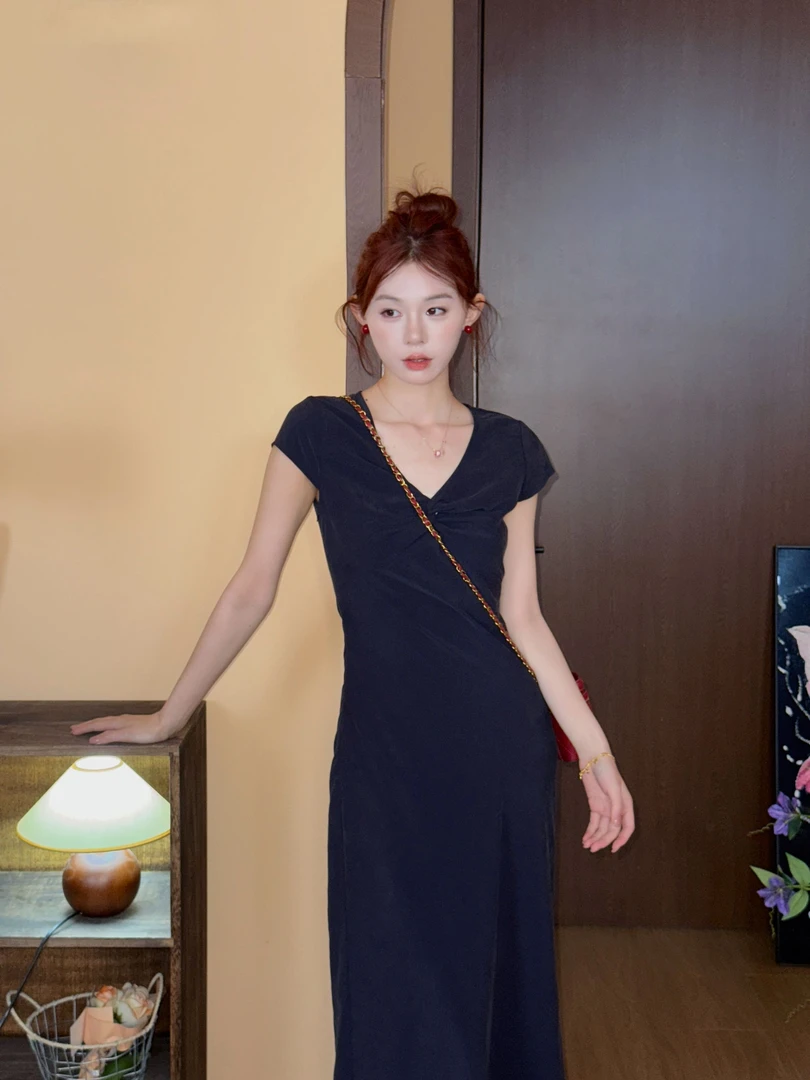 夏季纯色法式小众修身收腰裙子气质显瘦复古小个子藏青色连衣裙女