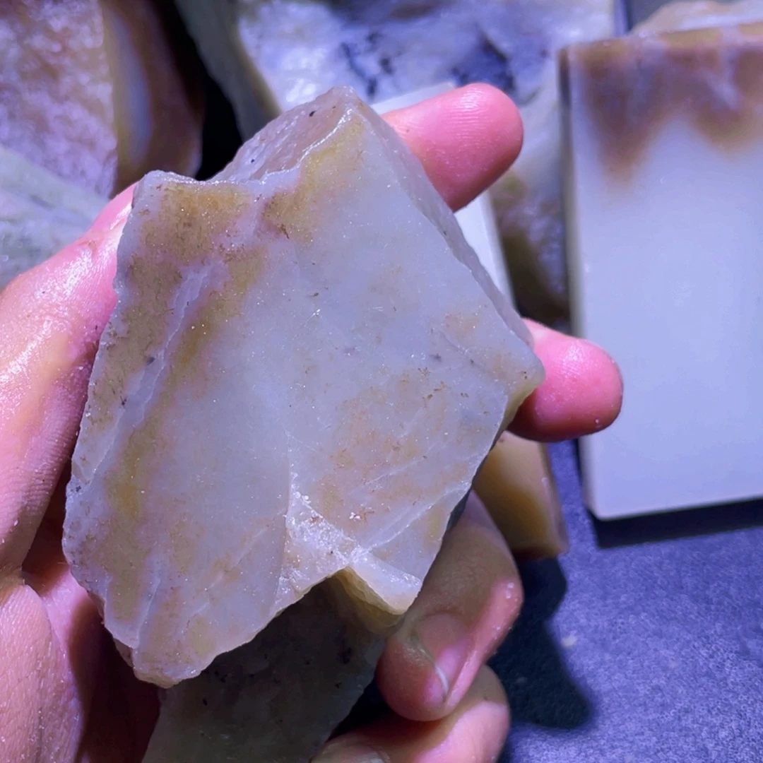 未镶嵌和田玉珠宝半成品