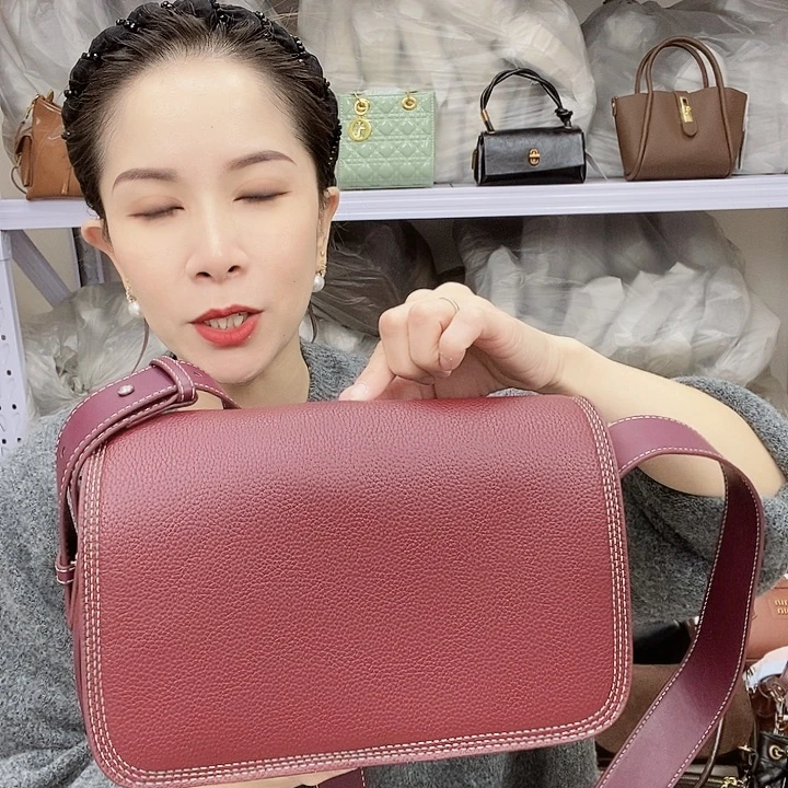 蚕丝小牛剖层皮革PU