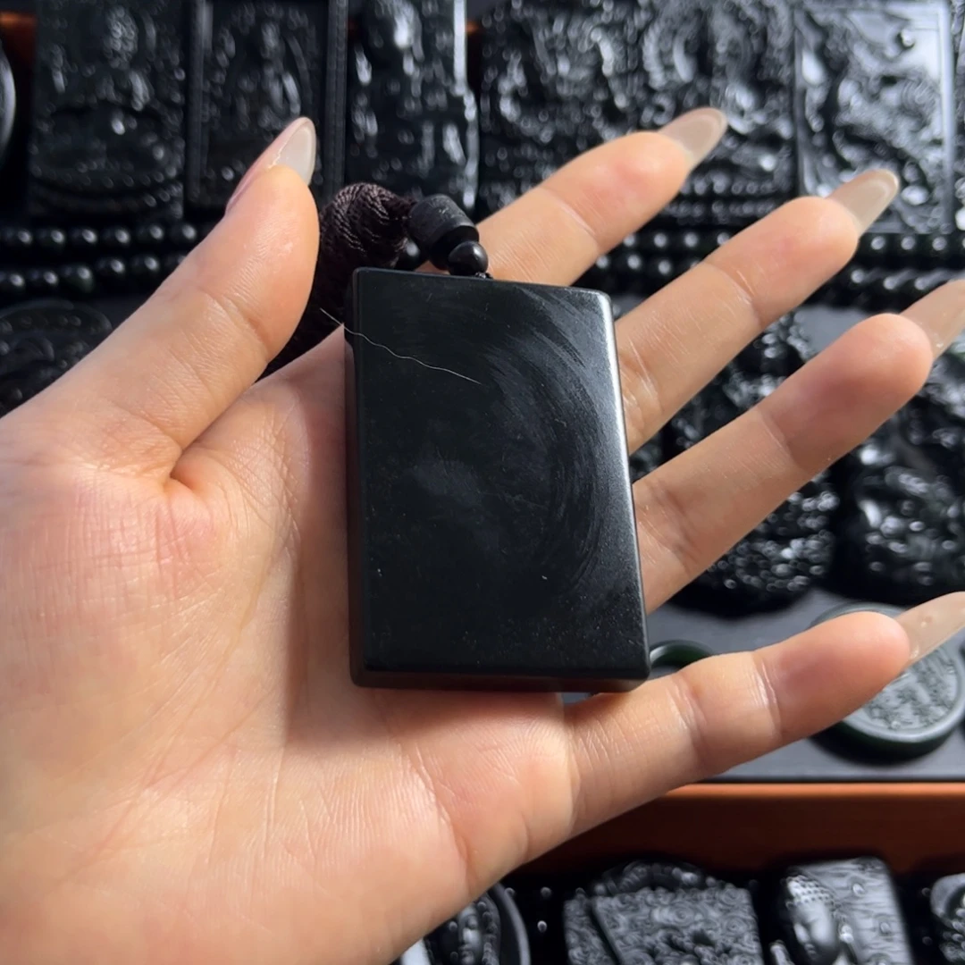 ꧁***꧂蛇纹石玉未镶嵌颈饰