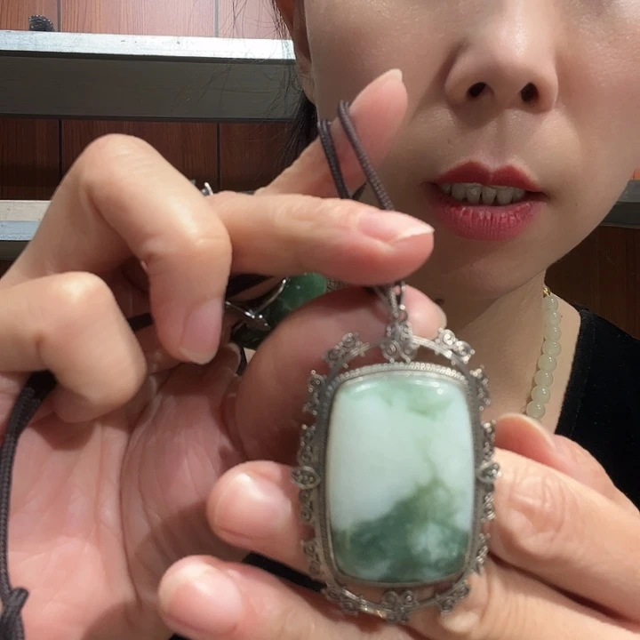 岫玉未镶嵌岫玉吊坠子*