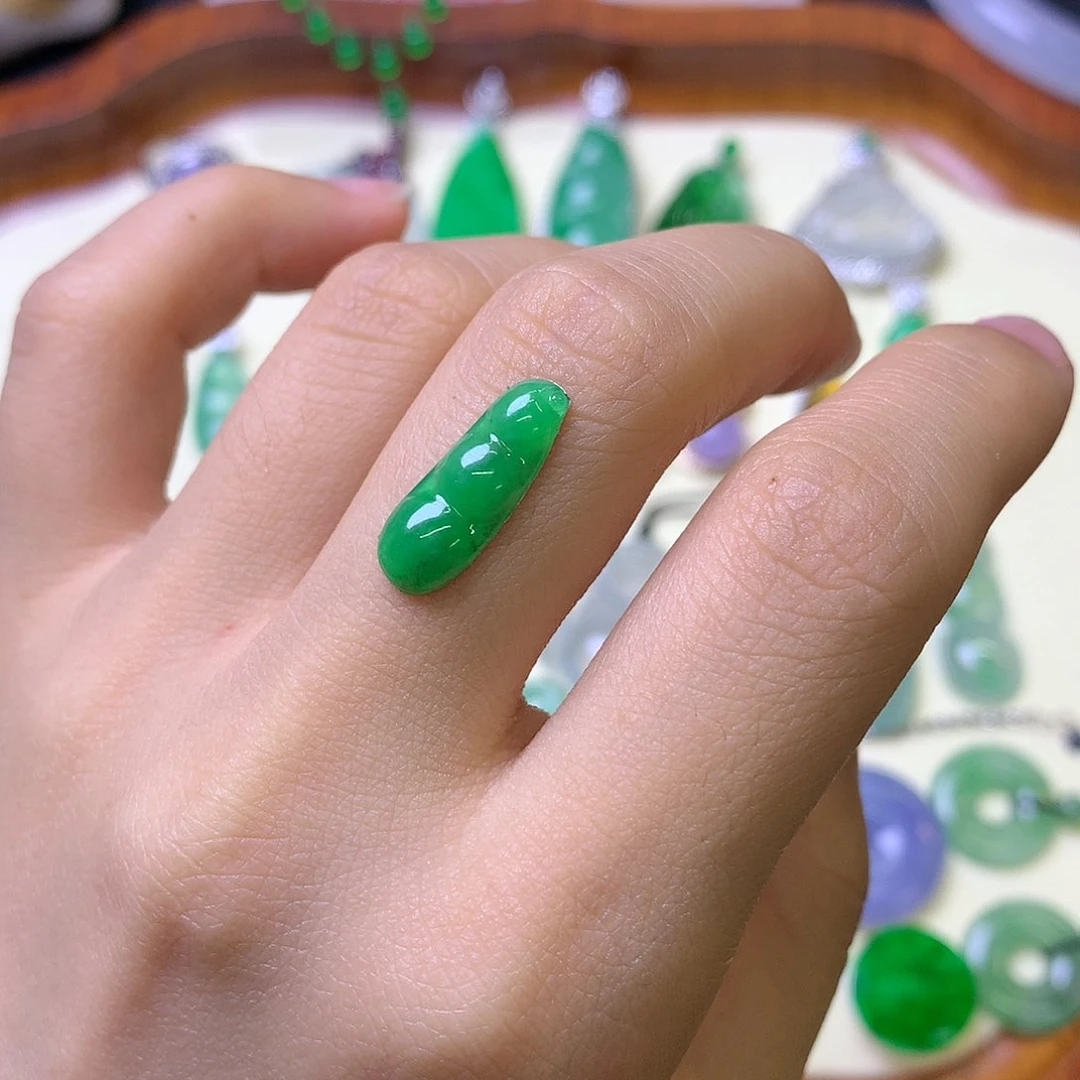 定制翡翠未镶嵌裸玉镶嵌定制