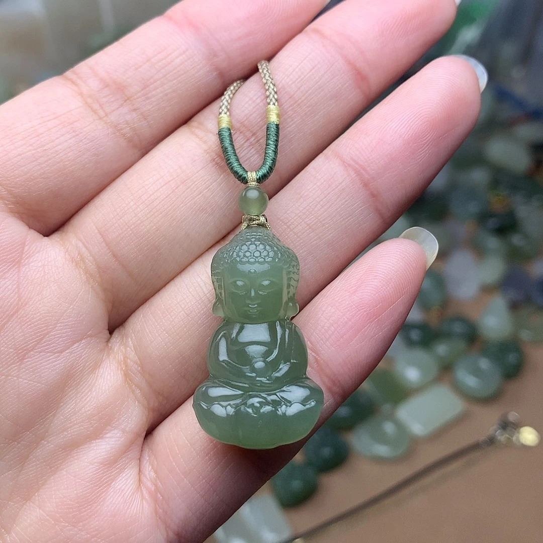 和田玉吊坠未镶嵌