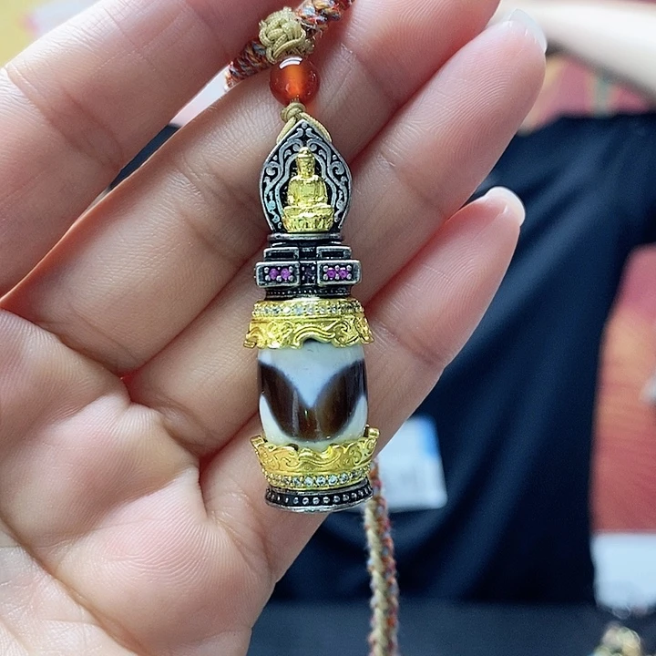 玛瑙/玉髓颈饰合金