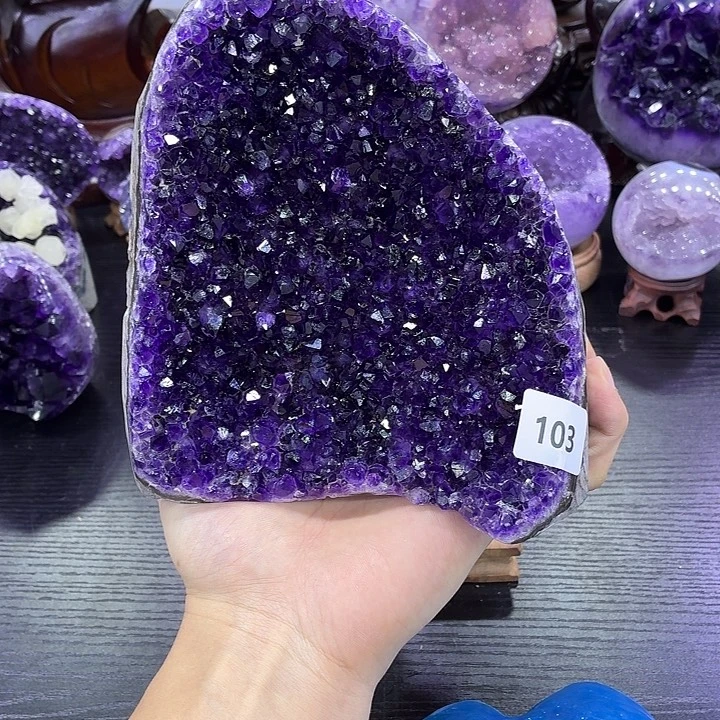 水晶大型摆件（非配饰）未镶嵌