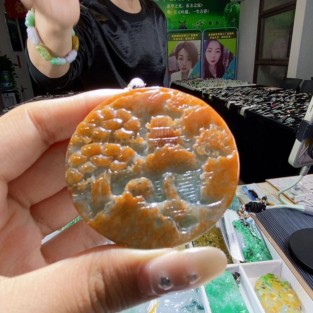 颈饰未镶嵌翡翠翡翠