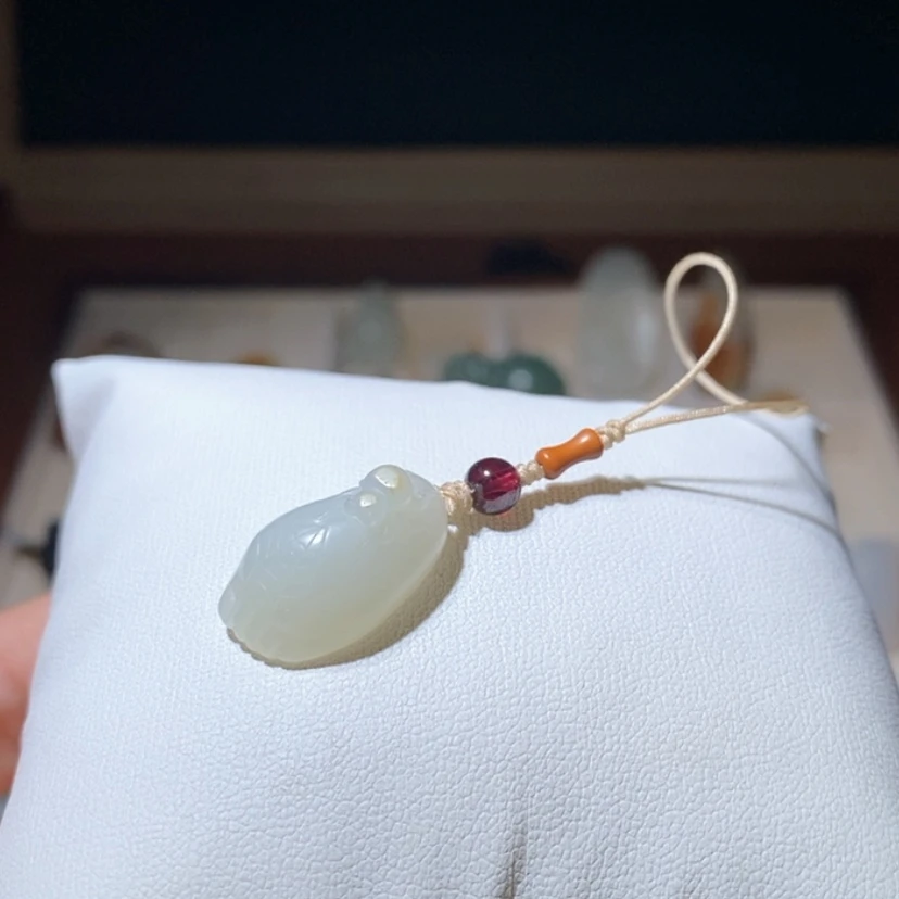 【闪购商品】颈饰未镶嵌和田玉
