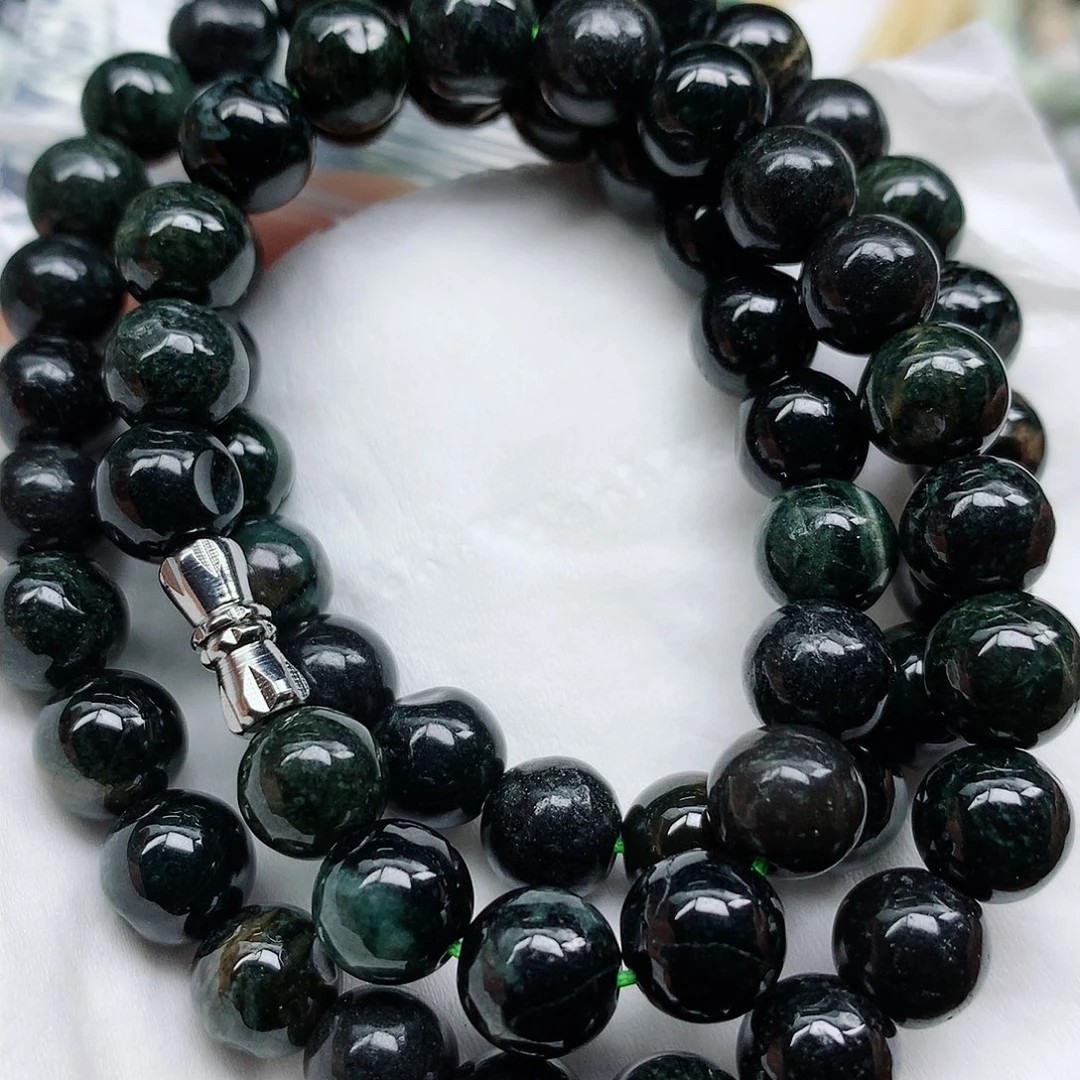 翡翠未镶嵌颈饰手串