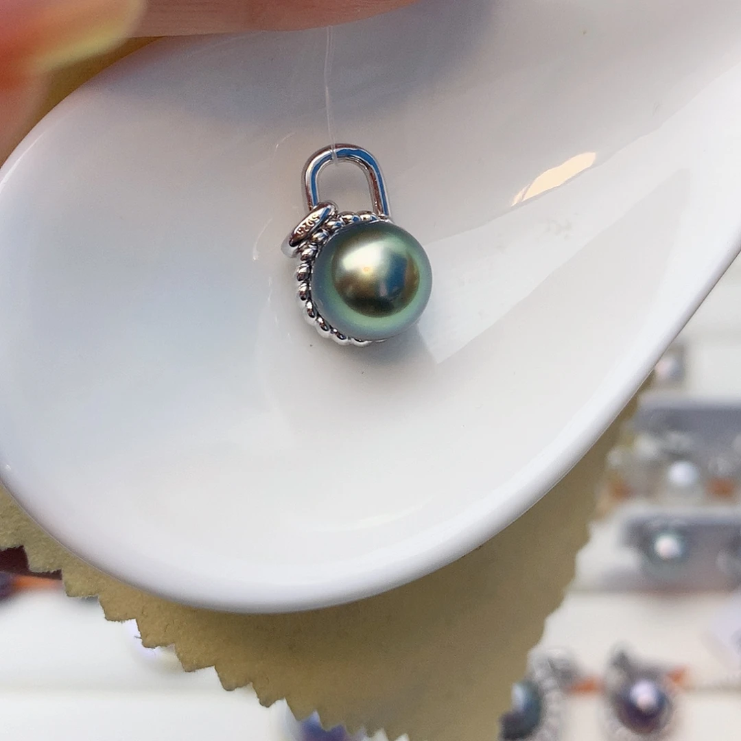 银S925镶嵌海水珍珠颈饰W39