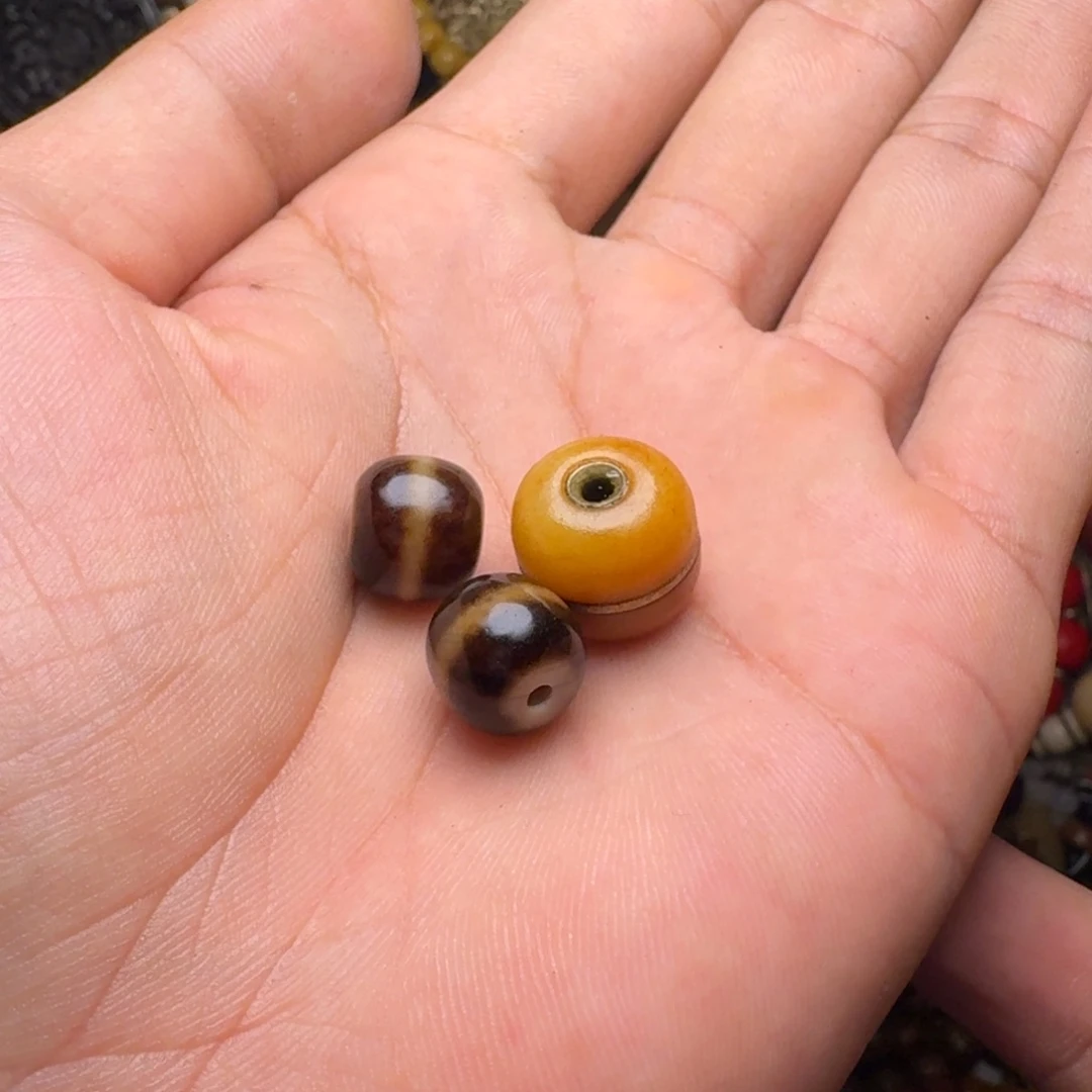 柏香籽/百香籽吊坠住****人配珠