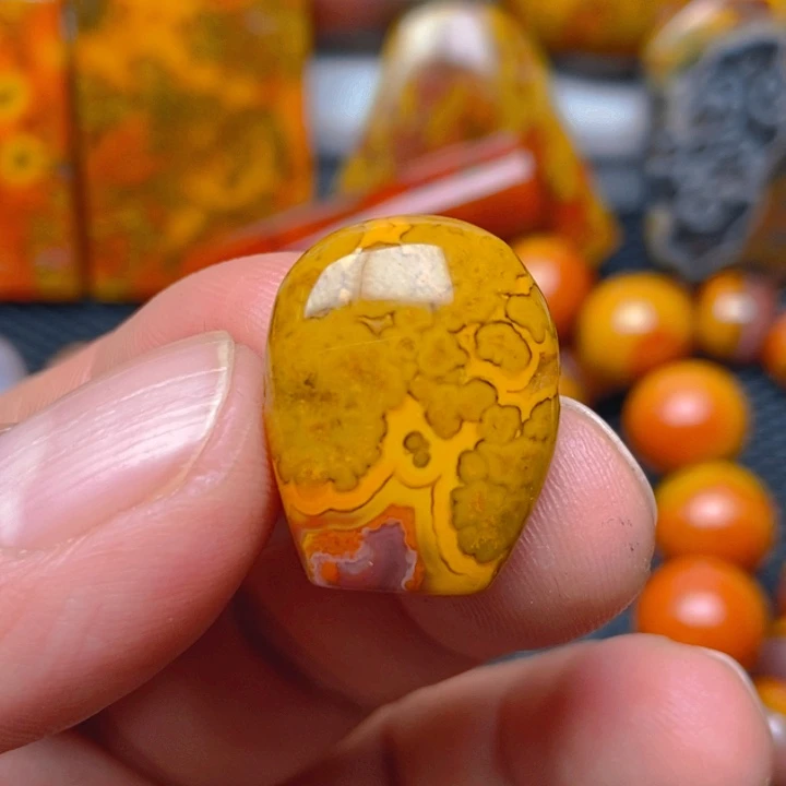 玛瑙/玉髓未镶嵌吊坠