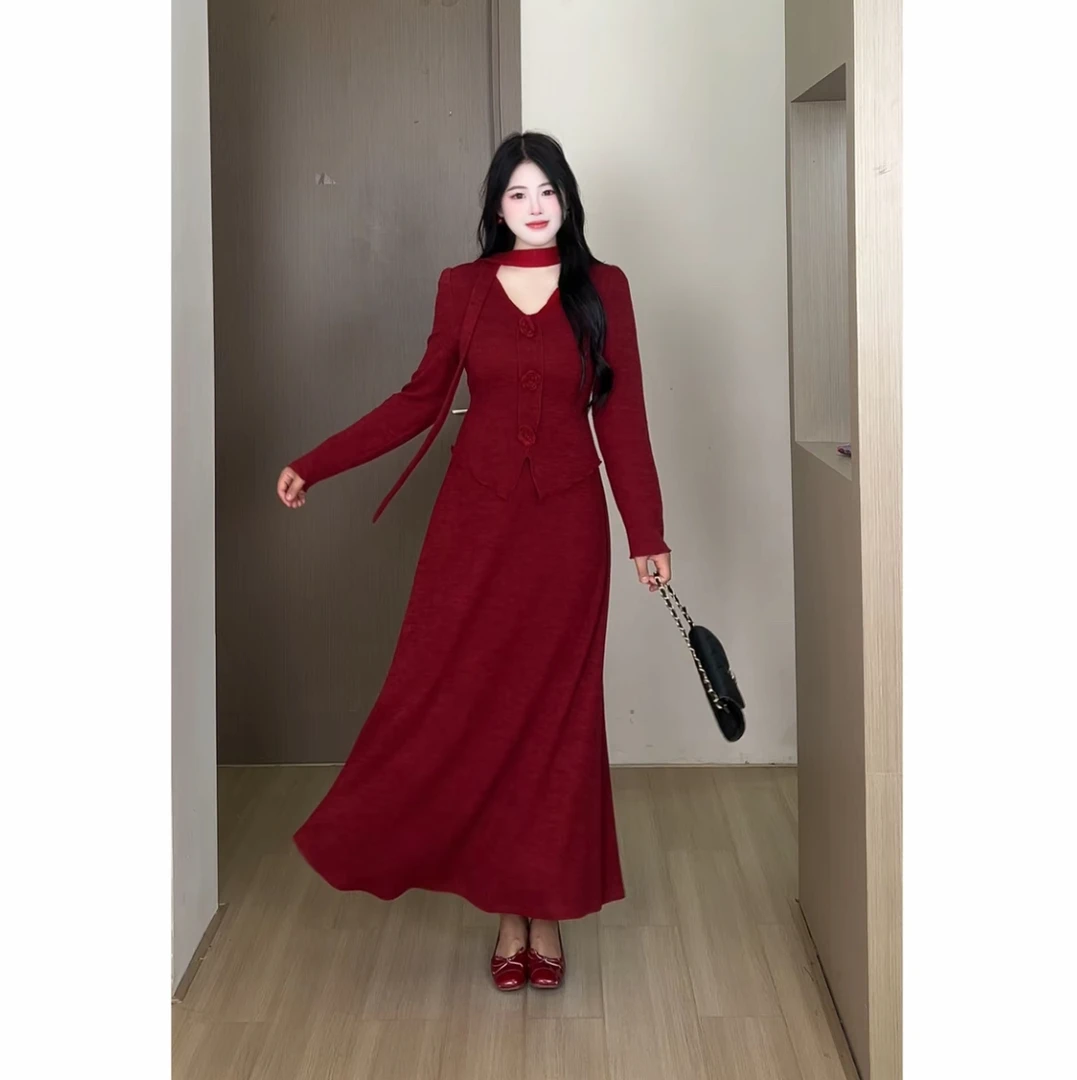 【团团女装】微胖大码女装圣诞纯欲风战袍甜美法式时尚套装