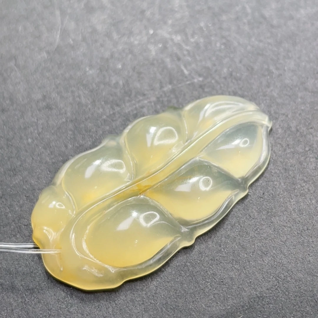 石英质玉未镶嵌颈饰冰黄叶子起光裸石豪华打包