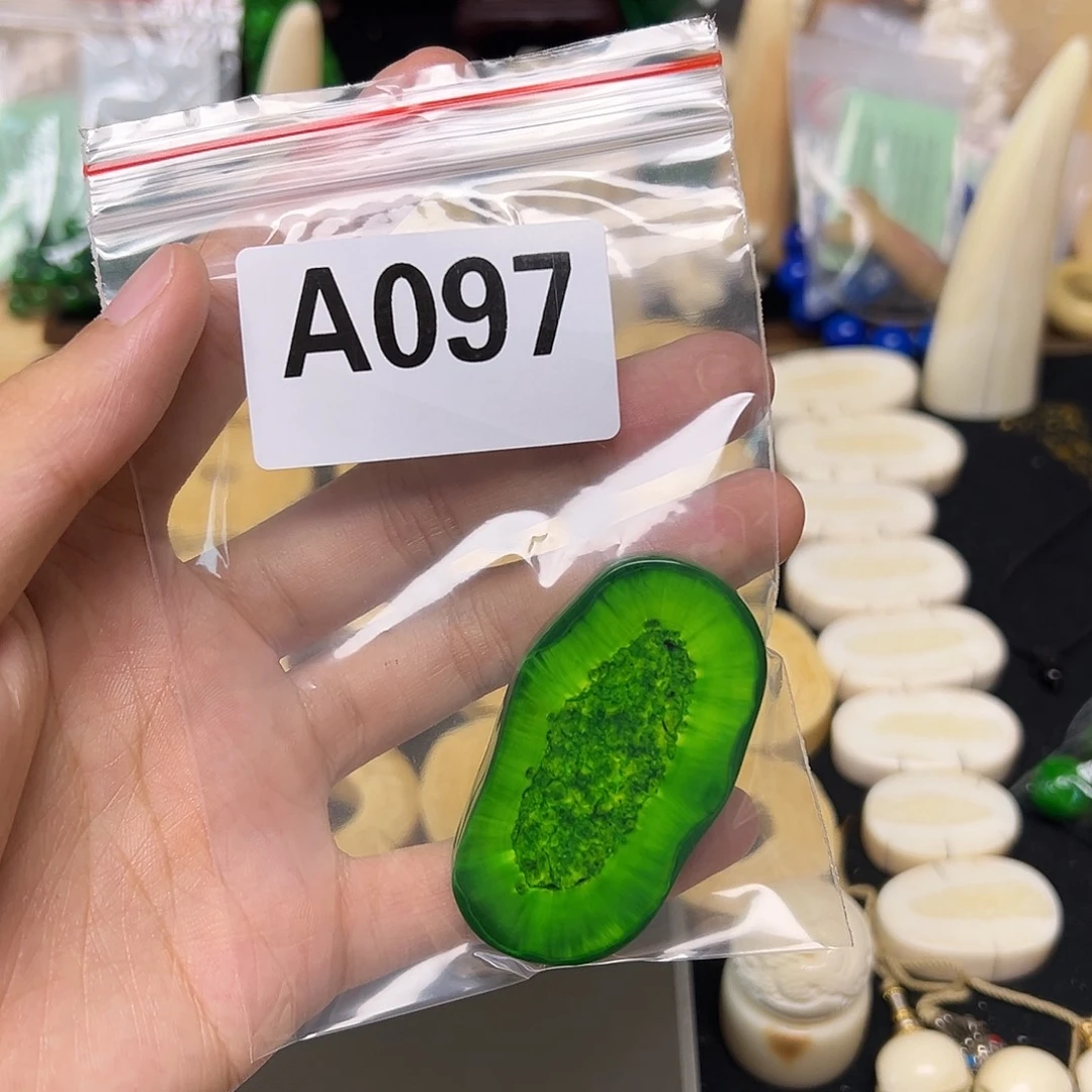 天然猛犸象牙雕刻品