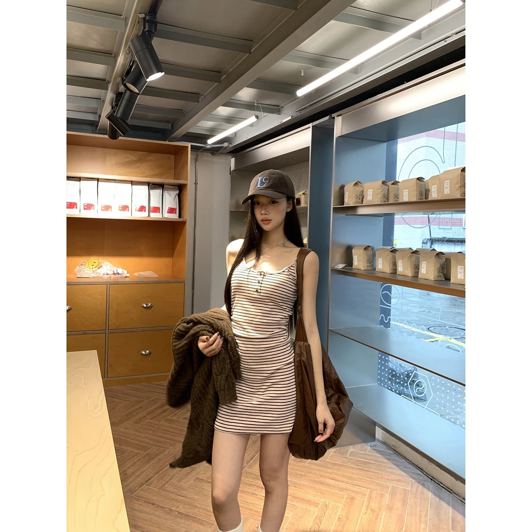 【条纹记】秋季美式复古条纹显瘦修身背心连衣裙253X3890