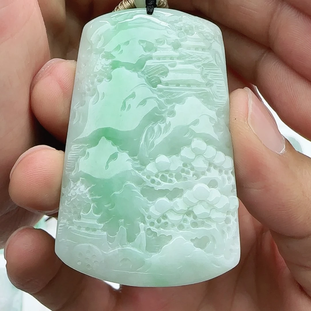 翡翠未镶嵌颈饰翡翠