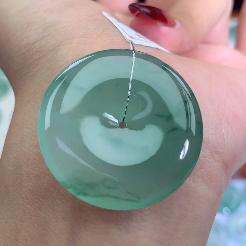 【闪购商品】翡翠吊坠(不含链)未镶嵌