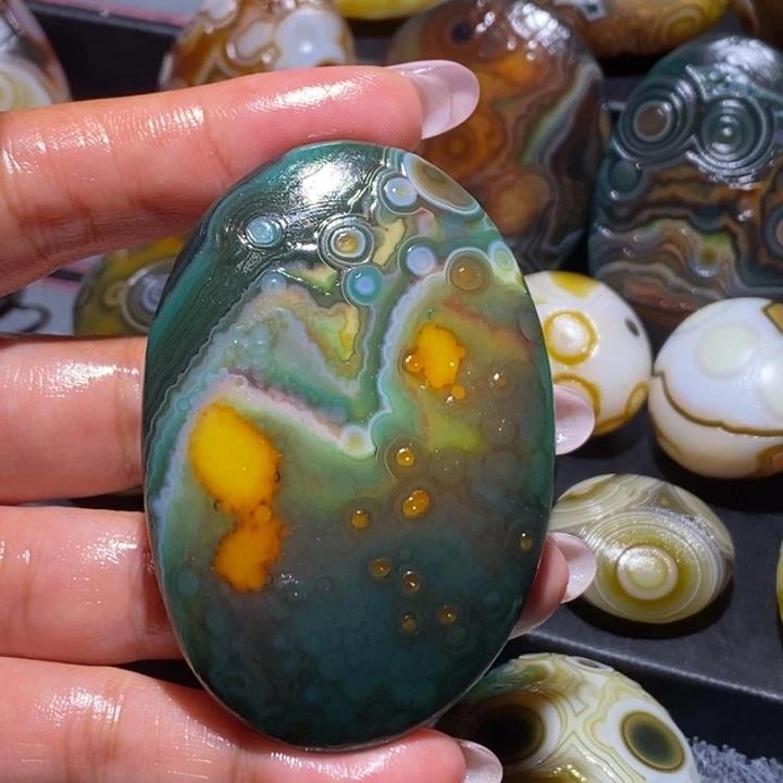 玛瑙/玉髓未镶嵌珠宝奇石19