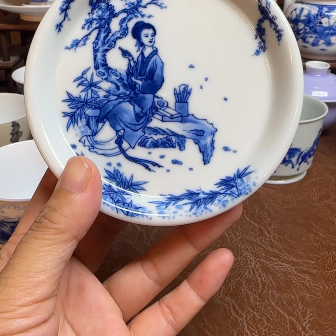 今天晚上的月亮很美