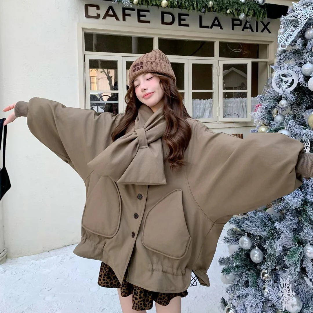 韩系设计感配围巾女冬季新款宽松显瘦保暖白鸭绒外套