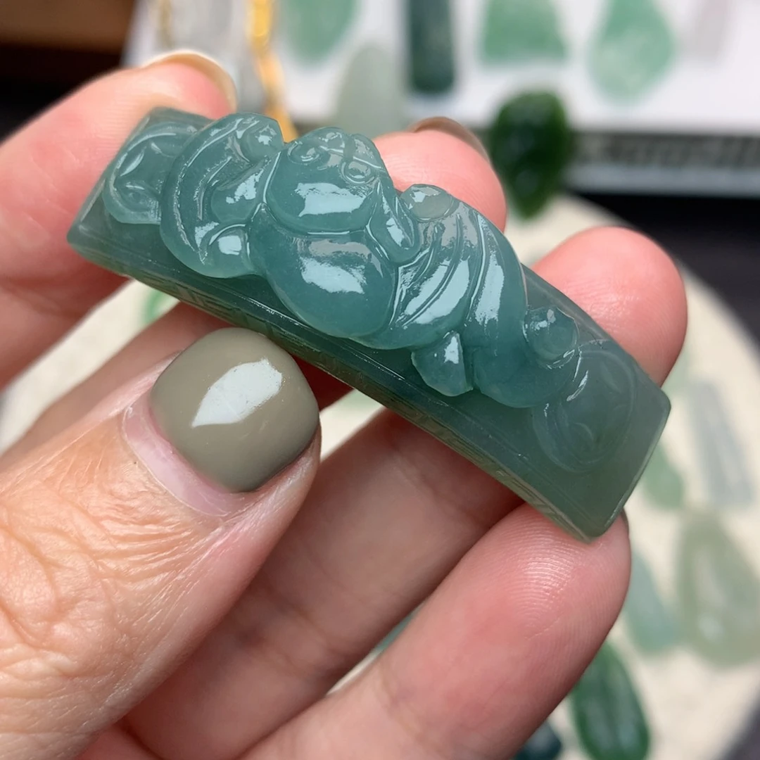 未镶嵌定制翡翠手牌
